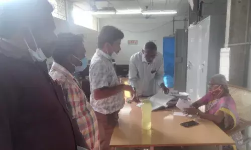 புதிய ரேசன் கடையை திறக்கக்கோரி குமாரபாளையம் டிஎஸ்ஒ-விடம் மனு