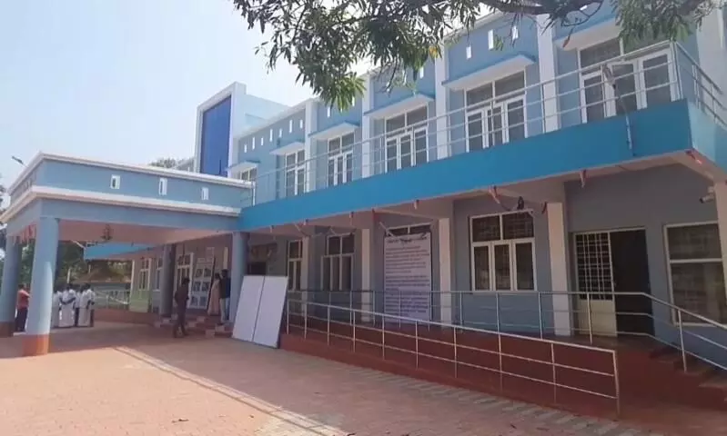 மார்த்தாண்டம் வட்டாரப் போக்குவரத்து அலுவலகத்தில் கல்வெட்டு வைக்க அதிமுக கோரிக்கை மார்த்தாண்டம் வட்டாரப் போக்குவரத்து அலுவலகத்தில் கல்வெட்டு வைக்க அதிமுக கோரிக்கை