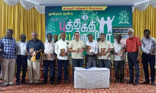தர்மபுரி முத்தாய்ப்பாய் 3ம் நாள் புத்தக திருவிழா: இன்று கடைசி நாள் தர்மபுரி முத்தாய்ப்பாய் 3ம் நாள் புத்தக திருவிழா: இன்று கடைசி நாள்