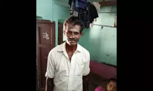 சீர்காழி அருகே குளத்தில்  குளிக்கச் சென்ற விவசாயி நீரில் மூழ்கினார்