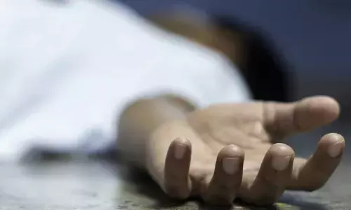 கட்டிடத்தின் மேலே இருந்து தவறி விழுந்து  தொழிலாளி பலி