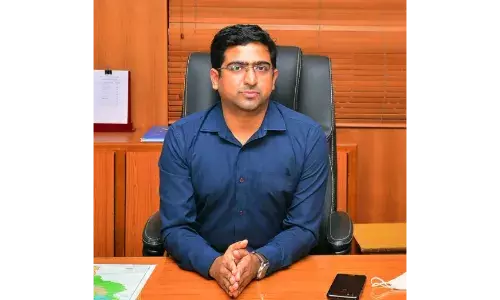 செவுள் வலை படகுகள் கட்ட 50% மானியம்: மீனவர்கள் விண்ணப்பிக்க அழைப்பு செவுள் வலை படகுகள் கட்ட 50% மானியம்: மீனவர்கள் விண்ணப்பிக்க அழைப்பு