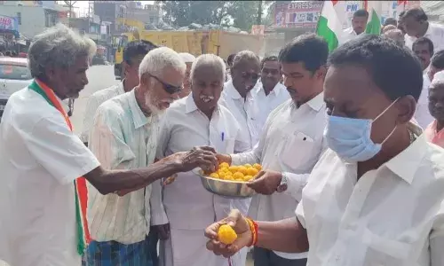 பாலக்கோட்டில் காங்கிரஸ் கட்சியின் 136 வது ஆண்டு துவக்க விழா