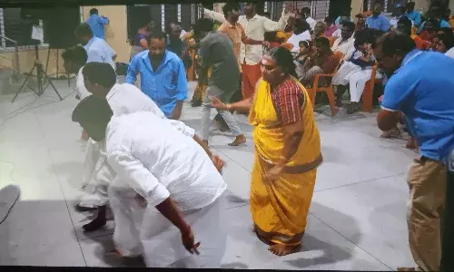 அவினாசி ஆஞ்சநேயர் கோவிலில்  அனுமன் ஜெயந்தி விழா