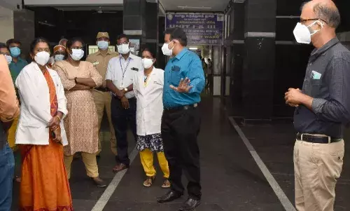தர்மபுரி மாவட்டத்தில் கொரோனா சிகிச்சை மையங்கள் அமைக்கும் பணி: கலெக்டர் ஆய்வு தர்மபுரி மாவட்டத்தில் கொரோனா சிகிச்சை மையங்கள் அமைக்கும் பணி: கலெக்டர் ஆய்வு