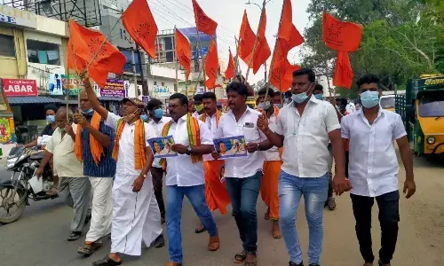 ஈரோட்டில் ரயில் மறியலுக்கு முயன்ற இந்து மக்கள் கட்சியினர் கைது