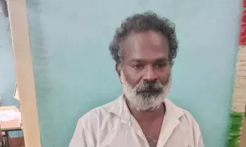 பொம்மிடி அருகே ஆட்டுச் சந்தையில் ரூ.1.15 லட்சம் கள்ள நோட்டு பறிமுதல் பொம்மிடி அருகே ஆட்டுச் சந்தையில் ரூ.1.15 லட்சம் கள்ள நோட்டு பறிமுதல்