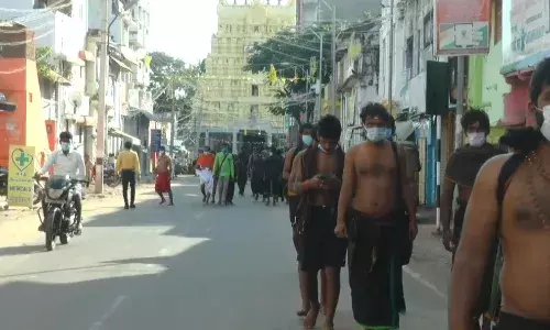 முழு ஊரடங்கிலும் ராமேஸ்வரத்தில் குவிந்த சுற்றுலாப் பயணிகள்