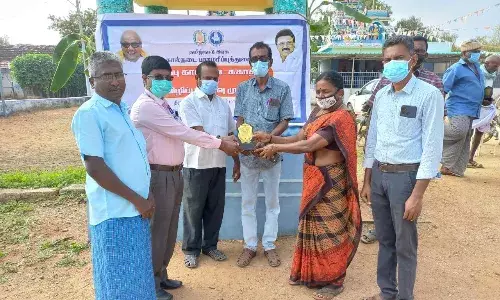 அவினாசி அருகே புதுச்சந்தை கிராமத்தில் கால்நடை மருத்துவ முகாம்