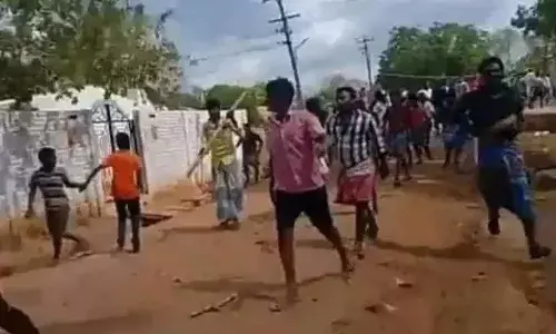 வீரலூர் சம்பவம் குறித்து விரிவான அறிக்கை தாக்கல் செய்ய  உத்தரவு வீரலூர் சம்பவம் குறித்து விரிவான அறிக்கை தாக்கல் செய்ய  உத்தரவு