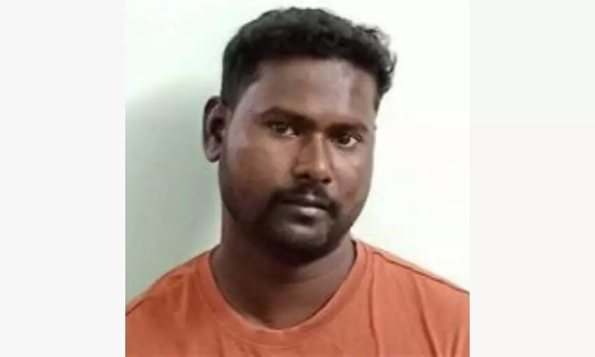 விழுப்புரத்தில் ரேசன் அரிசி பதுக்கல்: ஒருவர் கைது விழுப்புரத்தில் ரேசன் அரிசி பதுக்கல்: ஒருவர் கைது