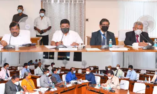 நிதி அமைச்சர் தலைமையில் மாநில அளவிலான வங்கியாளர் குழு சிறப்புக் கூட்டம்