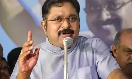 மின்வெட்டு விவகாரத்தில் மத்திய அரசை குறைகூறக்கூடாது - டிடிவி தினகரன் மின்வெட்டு விவகாரத்தில் மத்திய அரசை குறைகூறக்கூடாது - டிடிவி தினகரன்