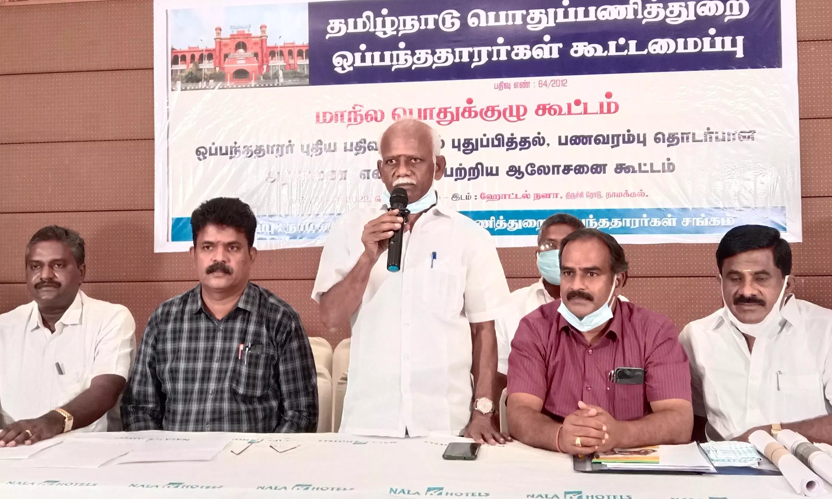 அரசு நிர்ணயித்த விலையில் சிமென்ட் : பொதுப்பணித்துறை ஒப்பந்ததாரர்கள் கோரிக்கை அரசு நிர்ணயித்த விலையில் சிமென்ட் : பொதுப்பணித்துறை ஒப்பந்ததாரர்கள் கோரிக்கை
