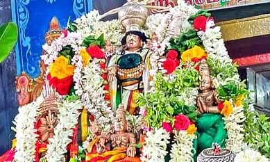பாண்டமங்கலம் ஸ்ரீபெருமாள் கோயில் தேர் திருவிழா கொடியேற்றத்துடன் துவக்கம் பாண்டமங்கலம் ஸ்ரீபெருமாள் கோயில் தேர் திருவிழா கொடியேற்றத்துடன் துவக்கம்