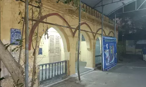 கரூர் கலெக்டர் அதிரடி உத்தரவுக்கு சமூக நல ஆர்வலர்கள் பாராட்டு கரூர் கலெக்டர் அதிரடி உத்தரவுக்கு சமூக நல ஆர்வலர்கள் பாராட்டு