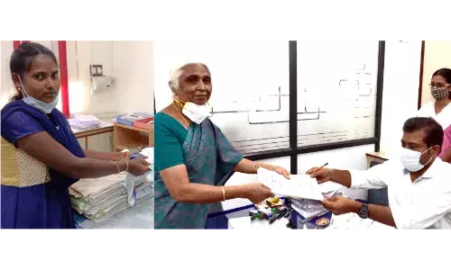 நாமக்கல் நகராட்சியில் 21 வயது இளம்பெண், 75 வயது மூதாட்டி வேட்பு மனு தாக்கல்