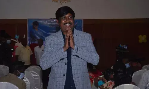 தேனி நகராட்சி  4வது வார்டில்  சுயேட்சையாக களமிரங்கும்  முக்கிய பிரமுகர் தேனி நகராட்சி  4வது வார்டில்  சுயேட்சையாக களமிரங்கும்  முக்கிய பிரமுகர்