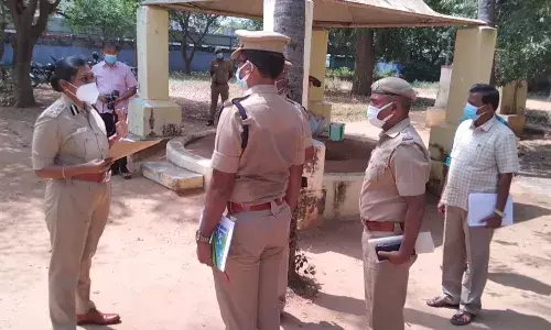 ஸ்ரீவில்லிபுத்தூர் பேரூராட்சியில் பதற்றமான வாக்குச்சாவடிகளில் டிஐஜி ஆய்வு