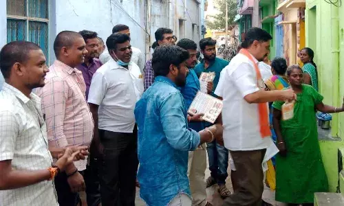 நெல்லை மாநகராட்சி 27வது வார்டில் பாஜக வேட்பாளர் தீவிர வாக்கு சேகரிப்பு