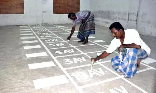நாமக்கல்லில் வாக்கு எண்ணும் மையங்களில் முன்னேற்பாடு பணிகள் தீவிரம்