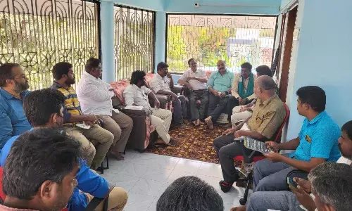 இலவச மினரல் வாட்டர், ரூ.10க்கு சிகிச்சை சுயே., வேட்பாளருக்கு குவியும் ஆதரவு இலவச மினரல் வாட்டர், ரூ.10க்கு சிகிச்சை சுயே., வேட்பாளருக்கு குவியும் ஆதரவு