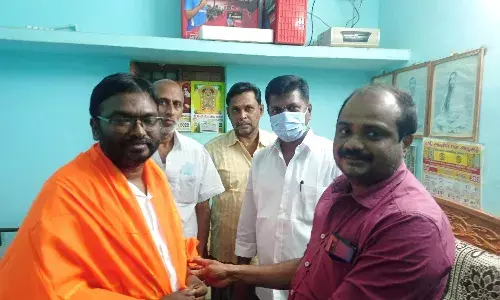 தேனி 15வது வார்டு பா.ஜ., வேட்பாளருக்கு ஆதரவாக களமிறங்கும் முக்கிய நிர்வாகிகள் தேனி 15வது வார்டு பா.ஜ., வேட்பாளருக்கு ஆதரவாக களமிறங்கும் முக்கிய நிர்வாகிகள்