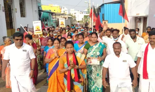 காஞ்சிபுரம் 49வது வார்டு திமுக வேட்பாளர் பூங்கொடி தசரதன் தீவிர வாக்கு சேகரிப்பு காஞ்சிபுரம் 49வது வார்டு திமுக வேட்பாளர் பூங்கொடி தசரதன் தீவிர வாக்கு சேகரிப்பு