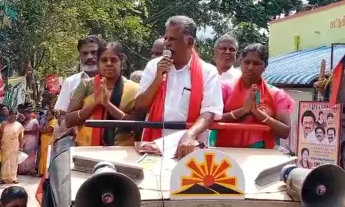 திமுக மற்றும் கம்யூனிஸ்ட் வேட்பாளர்களுக்கு  மாநில செயலாளர் முத்தரசன் பிரசாரம் திமுக மற்றும் கம்யூனிஸ்ட் வேட்பாளர்களுக்கு  மாநில செயலாளர் முத்தரசன் பிரசாரம்