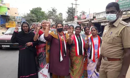 வாக்காளர் பட்டியலை ஒழுங்குபடுத்துவோம்:  அதிமுக வேட்பாளர்கள்  வாக்குறுதி வாக்காளர் பட்டியலை ஒழுங்குபடுத்துவோம்:  அதிமுக வேட்பாளர்கள்  வாக்குறுதி