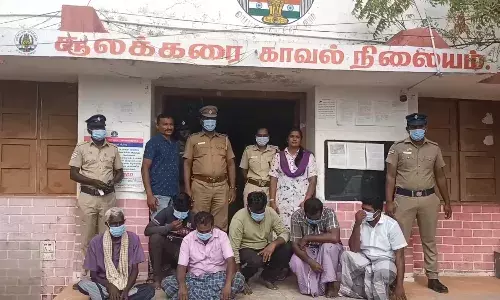 விருதுநகர்: பெற்ற குழந்தையை விற்ற தாய் உட்பட 9 பேர் கைது விருதுநகர்: பெற்ற குழந்தையை விற்ற தாய் உட்பட 9 பேர் கைது