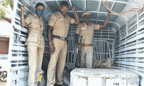 அந்தியூர் பேரூராட்சியில் இருந்து வாக்கு இயந்திரங்கள் அனுப்பிவைப்பு அந்தியூர் பேரூராட்சியில் இருந்து வாக்கு இயந்திரங்கள் அனுப்பிவைப்பு