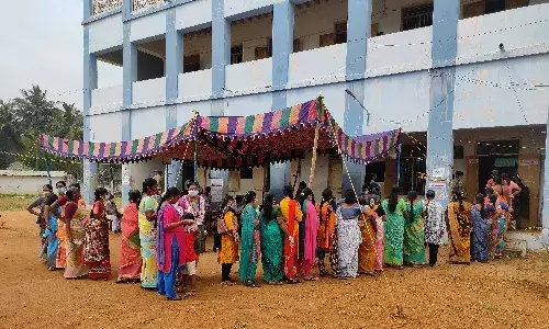 தஞ்சை மாவட்டதில் 11 மணி நிலவரப்படி 15.7% வாக்குகள் பதிவு தஞ்சை மாவட்டதில் 11 மணி நிலவரப்படி 15.7% வாக்குகள் பதிவு