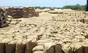 நெல் கொள்முதலில் ஆன்லைன் பதிவை  நீக்குவதே உழவர்களைக் காப்பாற்றும் நெல் கொள்முதலில் ஆன்லைன் பதிவை  நீக்குவதே உழவர்களைக் காப்பாற்றும்