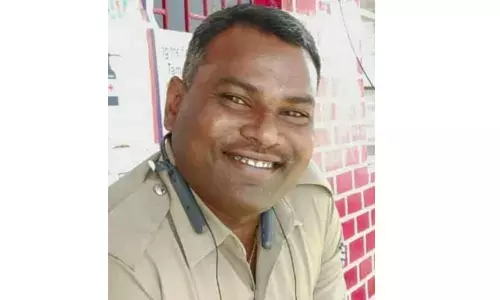 பங்களாப்புதூர் தலைமை காவலர் கடம்பூர்  மலையில் குதித்து தற்கொலை