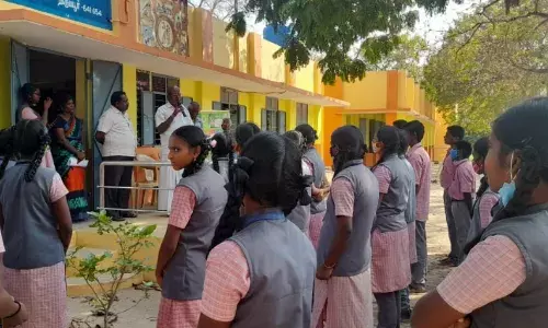 அவினாசி அருகே குழந்தைகள் பாதுகாப்பு உறுதிப்படுத்த நிகழ்ச்சி
