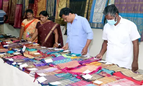 திருபுவனத்தில் மாசி பட்டுத் திருவிழா: கைத்தறி நெசவாளர் கூட்டுறவு சங்கம் நடத்துகிறது