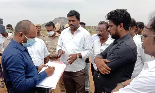சங்கரன்கோவில் அருகே கல்குவாரி மற்றும் மணல் குவாரி பிரச்னை:  முடிவுக்கு வந்த போராட்டம்