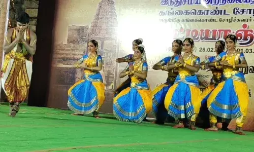 கங்கைகொண்டசோழபுரம் பிரகதீஸ்வரர் ஆலயத்தில் மகாசிவராத்திரி நாட்டியாஞ்சலி கங்கைகொண்டசோழபுரம் பிரகதீஸ்வரர் ஆலயத்தில் மகாசிவராத்திரி நாட்டியாஞ்சலி