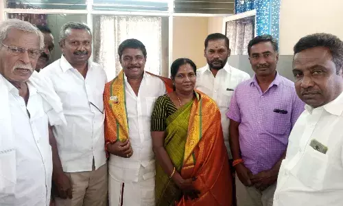 ஈரோடு மாவட்டத்தில்  9 பேரூராட்சி தலைவர், துணைத் தலைவர் பதவியேற்பு