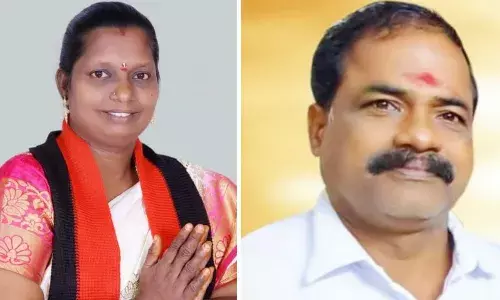 நாரவாரிக்குப்பம் பேரூராட்சி மன்ற தலைவர் துணைத் தலைவர் தேர்வு