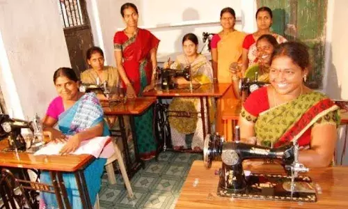 பிற்படுத்தப்பட்டோர், சீர்மரபினர் தையல் எந்திரம் சலவைப்பெட்டி பெற விண்ணப்பிக்கலாம்