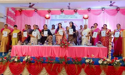 விநாயகா மிஷன்ஸ் ஆராய்ச்சி நிறுவனம் எ.வி.ஐ.டி சார்பில் மகளிர் தின விழா
