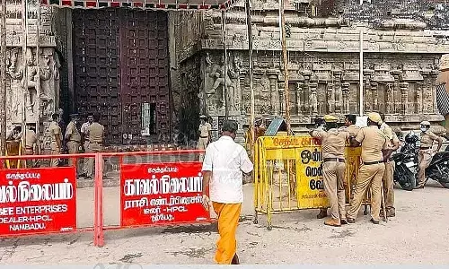 தேவிகாபுரத்தில் தொடர்ந்து பதட்டம்: அமைதி கூட்டத்தில் சமரசம் ஏற்படவில்லை