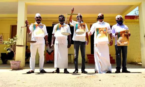 முன்னாள் பிரதமர் ராஜீவ்காந்தி கொலை வழக்கில் நீதி வழங்க வேண்டும்:காங்கிரஸ் நூதன போராட்டம்