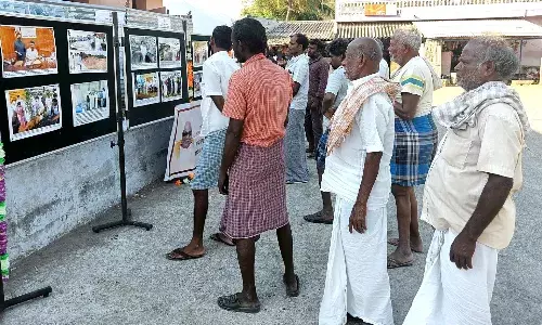 சேந்தமங்கலம் அருகே தமிழக அரசின் சாதனை விளக்க புகைப்படக் கண்காட்சி
