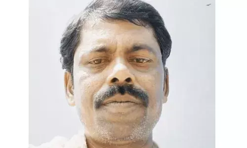 வீடு கட்ட  அஸ்திவாரம் தோண்டிய போது மண்சரிவு: ஒருவர் பலி