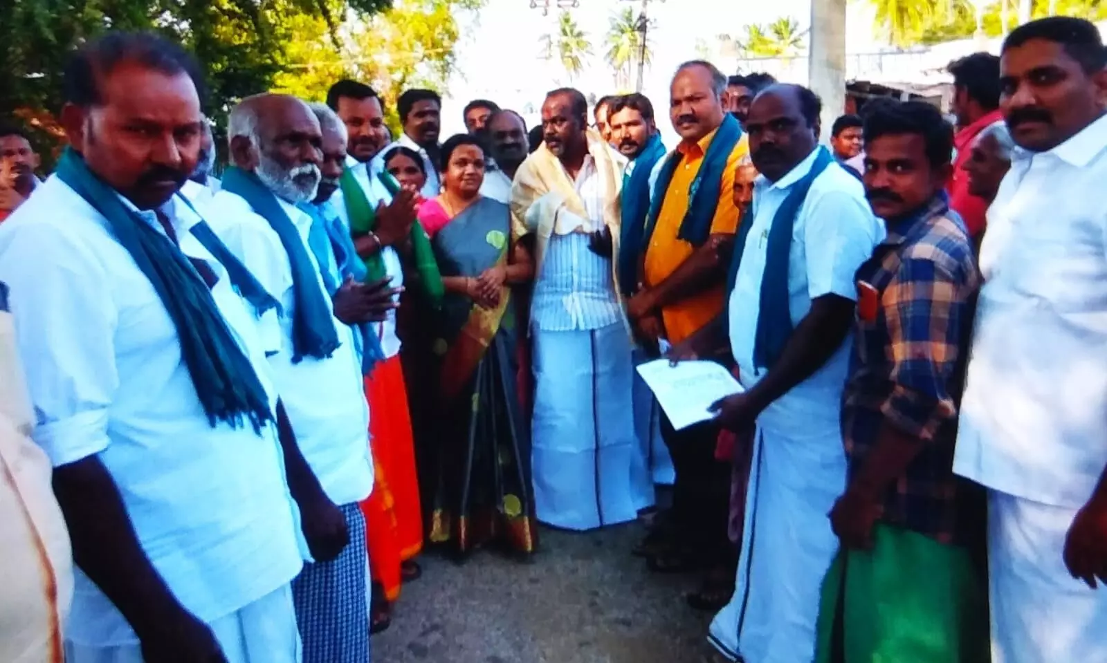 மாற்றுத்திட்டம் மூலம் மதுரைக்கு குடிநீர்: மேயரிடம் விவசாயிகள் முறையீடு மாற்றுத்திட்டம் மூலம் மதுரைக்கு குடிநீர்: மேயரிடம் விவசாயிகள் முறையீடு
