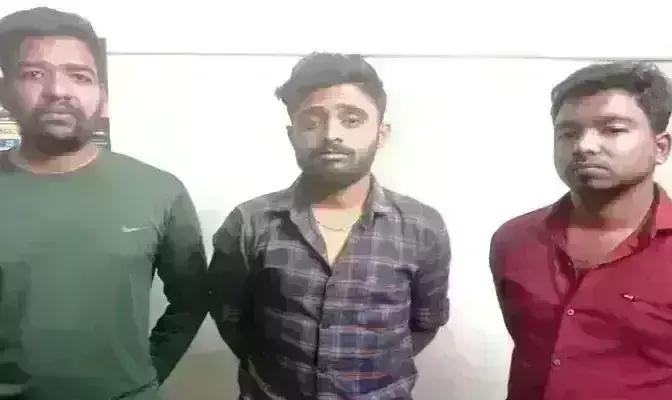 கோபிசெட்டிபாளையம் அருகே சிறுமியை மிரட்டிய 3 பேர் போக்சோவில் கைது கோபிசெட்டிபாளையம் அருகே சிறுமியை மிரட்டிய 3 பேர் போக்சோவில் கைது