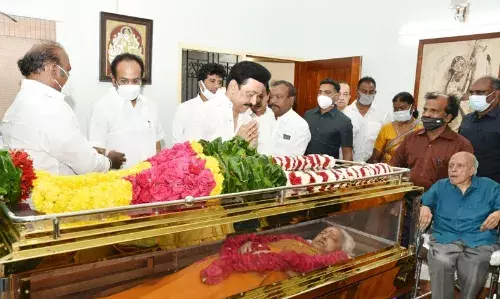 வேளாண் ஆய்வறிஞர் எம்.எஸ்.சுவாமிநாதன் மனைவி காலமானார் : முதல்வர் நேரில் அஞ்சலி